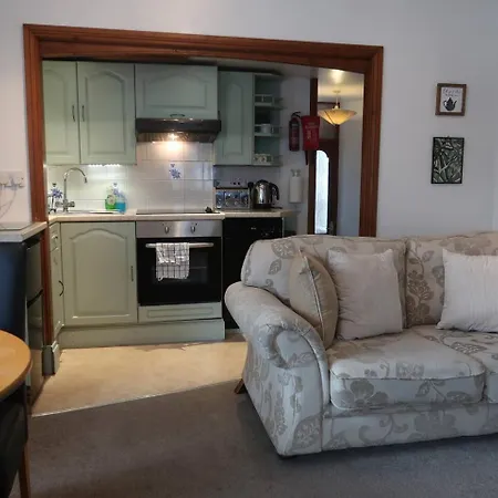 Cosy 2-bedroom In The District Tatil Evi Bowness-on-Windermere