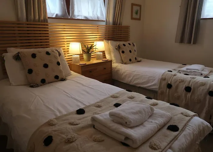 Holiday home Cosy 2-bedroom In The District *