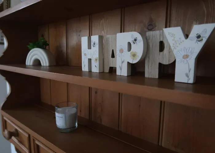 Cosy 2-bedroom In The District Holiday home *