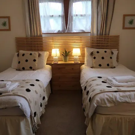 Cosy 2-bedroom In The District Bowness-on-Windermere